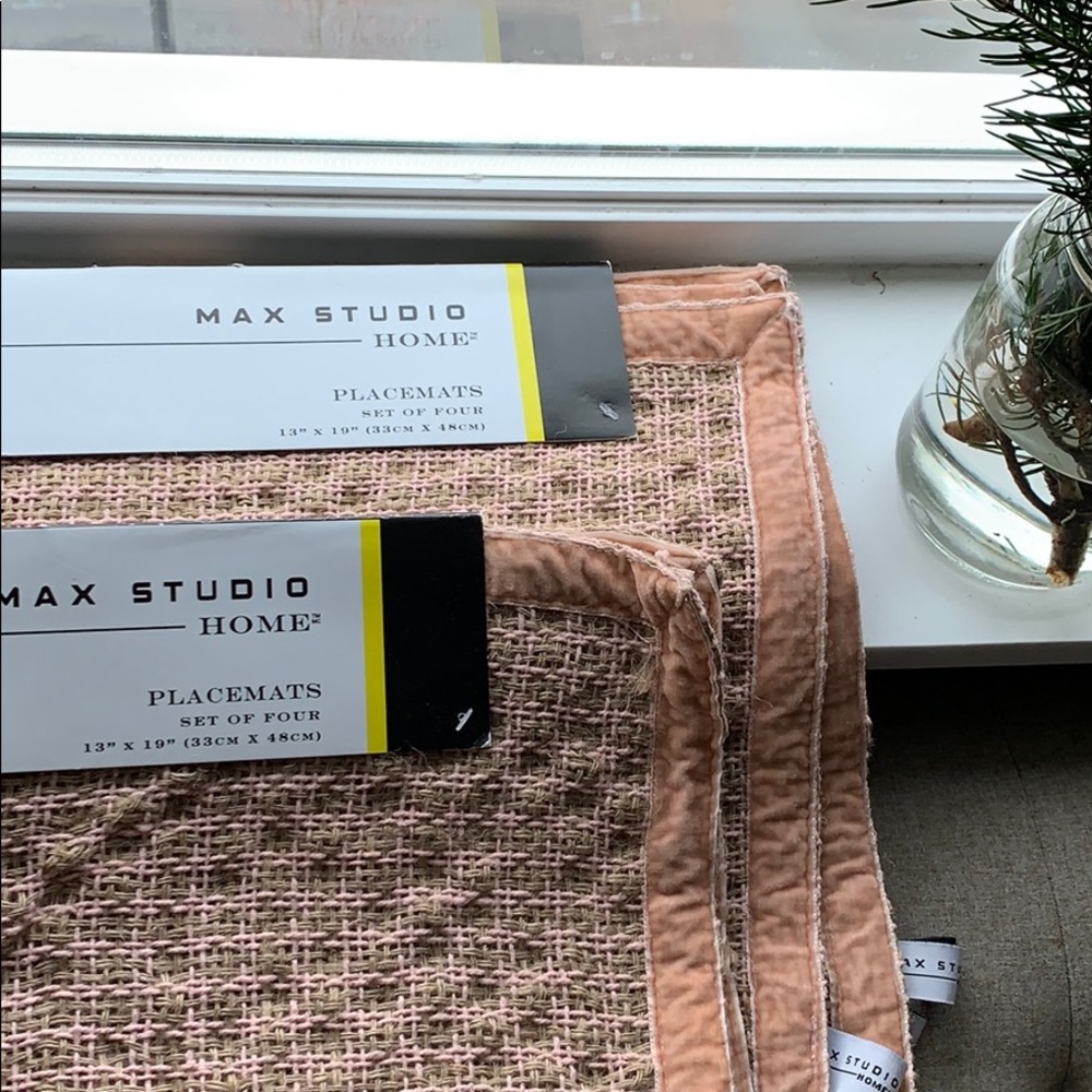 Two Sets (8) Max Studio Home Placemats